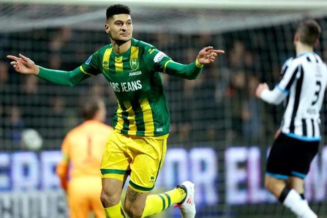 C罗职业生涯进球913个 30岁之后打进450球